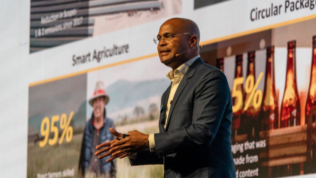 Marco Jensen hablando sobre agricultura inteligente y empaques circulares.